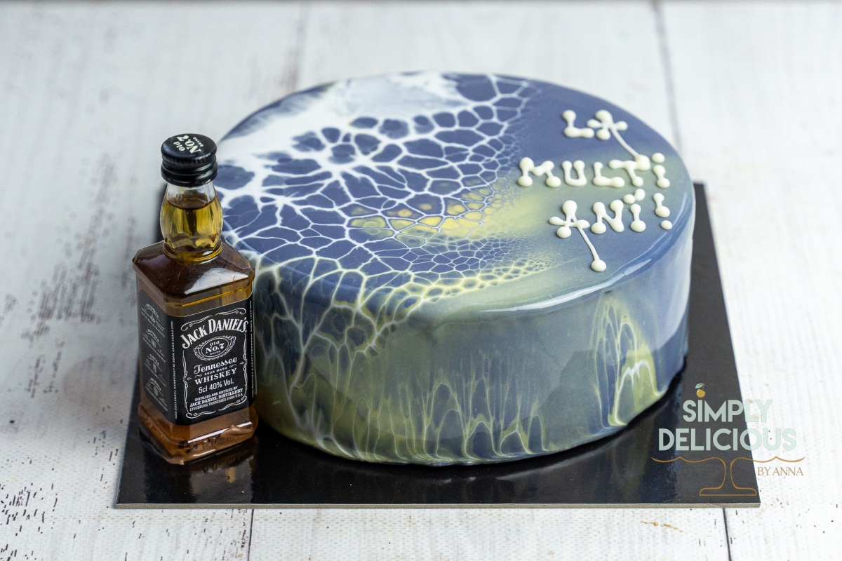 2021-05-16-Torturi-DSC02860-glazura-mov-special-spider-whisky