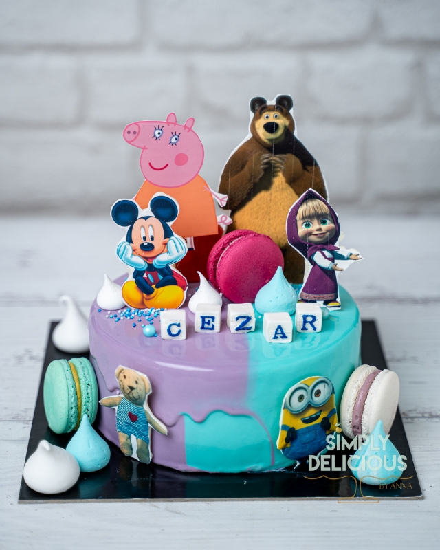 2021-08-31-Torturi-NAN00351-albastru-glazura-jumatate-masha-mickey-mov-peppa