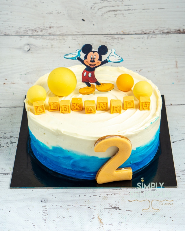 2021-10-17-Torturi-DSC01174-alb-albastru-crema-mickey-vafa