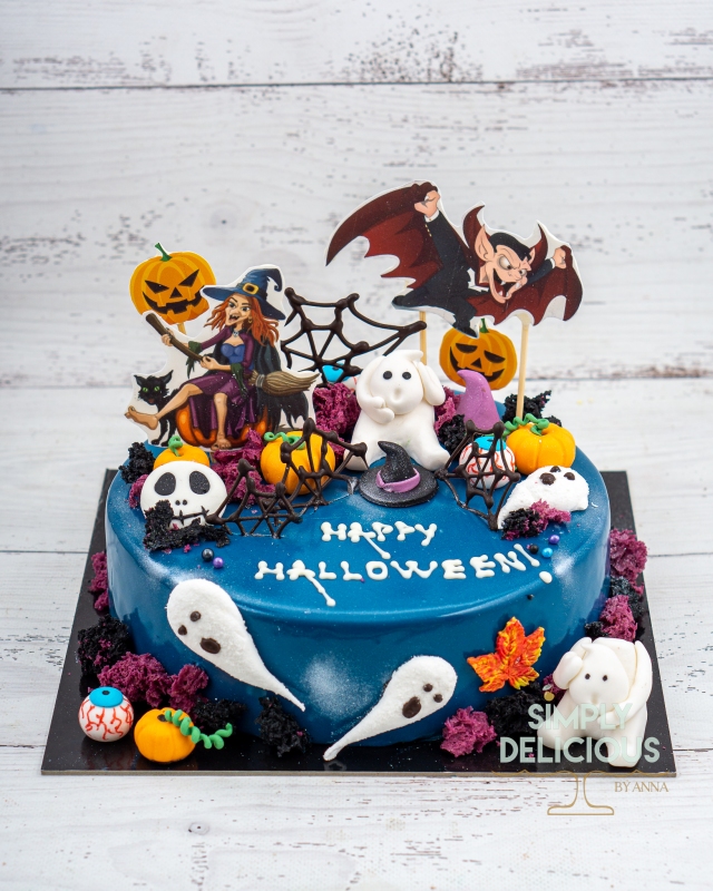 2021-10-31-Torturi-DSC01288-albastru-glazura-halloween-vafa