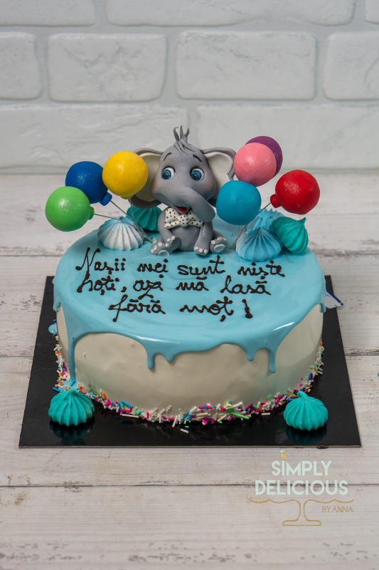2022-05-31-Torturi-DSC03660-alb-albastru-Animalute-Baloane-drip-elefant-figurina-glazura