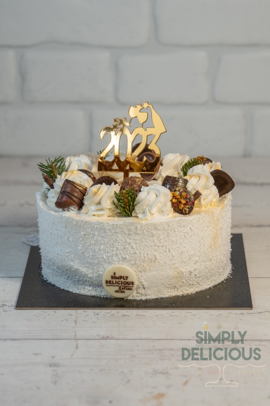 20221230-A7401053-alb-revelion-topper