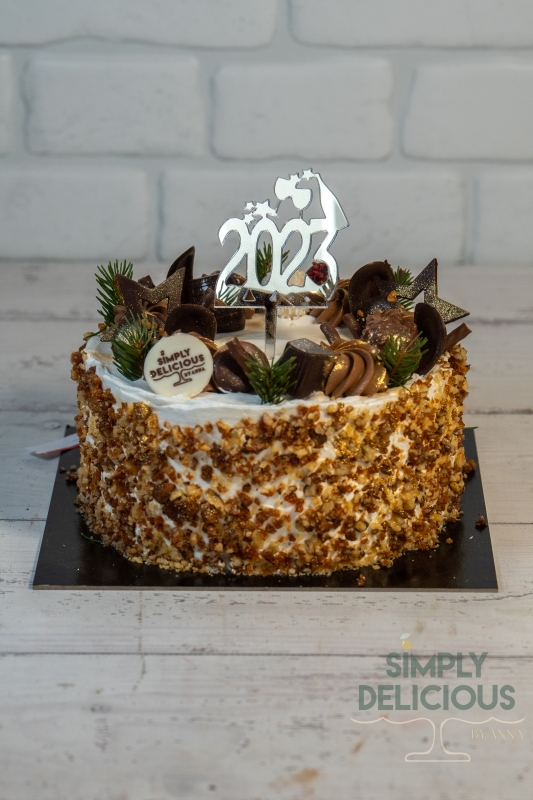 20221230-A7401065-alb-revelion-topper