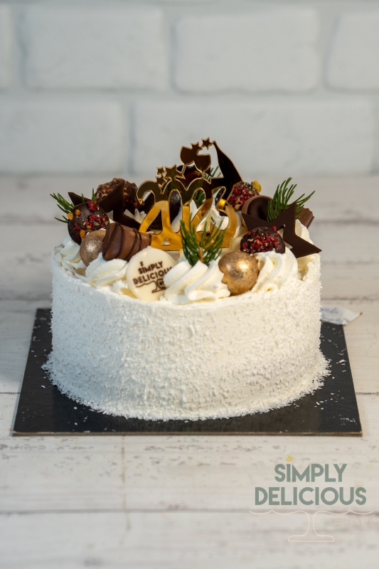 20221231-A7401166-alb-revelion-topper