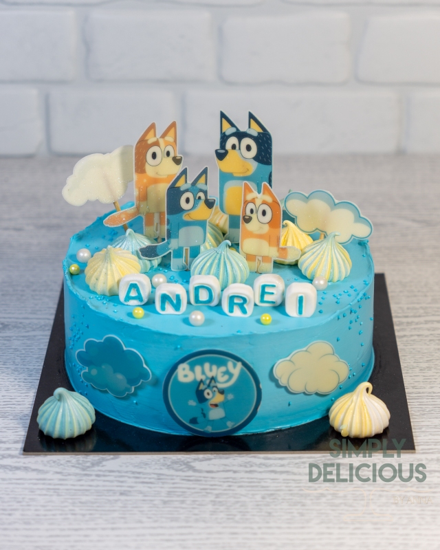 20230131-DSC06712-albastru-bluey-figurine-din-foaie-de-zahar-nori