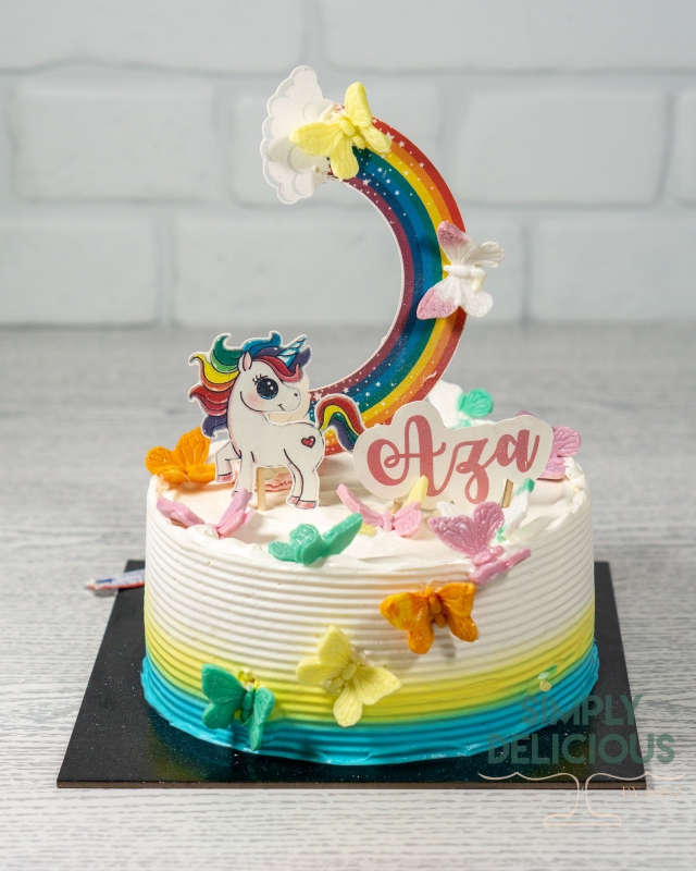 20230407-DSC07361-curcubeu-figurine-din-foaie-de-zahar-roz-unicorn