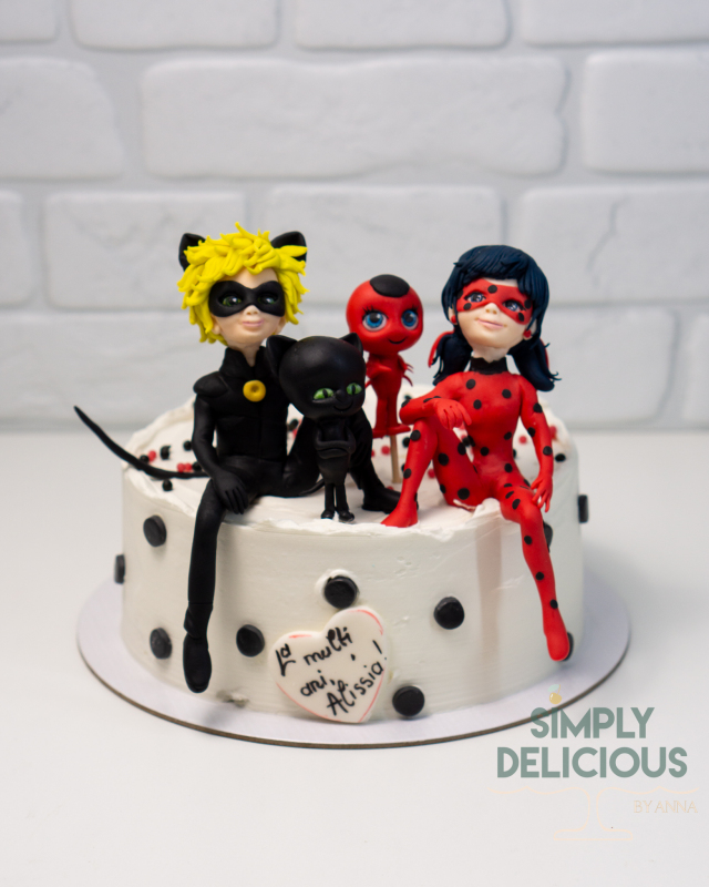 20240428-20240428-DSC00885alb-BUBURUZE-figurine-modelate-lady-bug-motan-noir