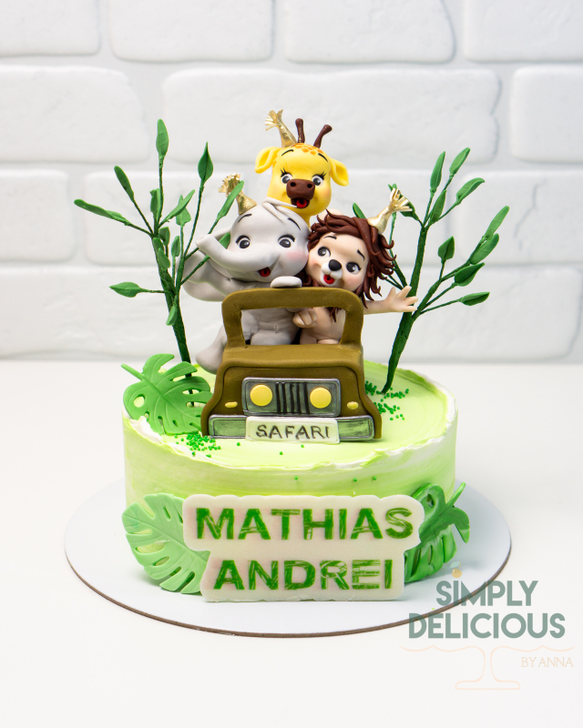 20240526-20240526-DSC01091Animalute-Botez-elefant-figurine-modelate-girafa-jungla-leu-safari-verde