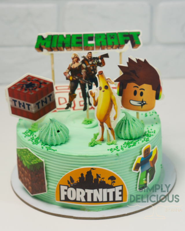 20240720-20240720-DSC01874figurine-din-foaie-de-zahar-fortnite-minecraft-roblox-verde